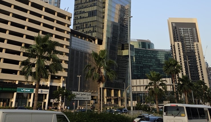 Sleek architectural lines of Vision Tower, an ideal choice for businesses seeking high-end office rentals.