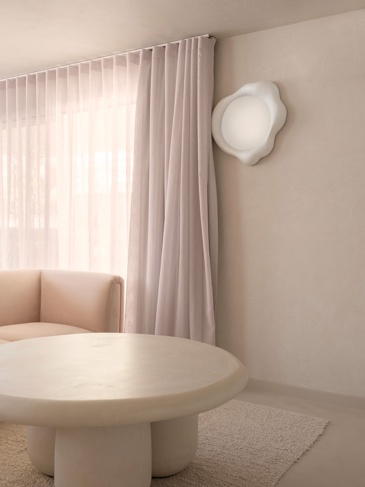 Shooting at the manor with Dom Pérignon Vintage 2013