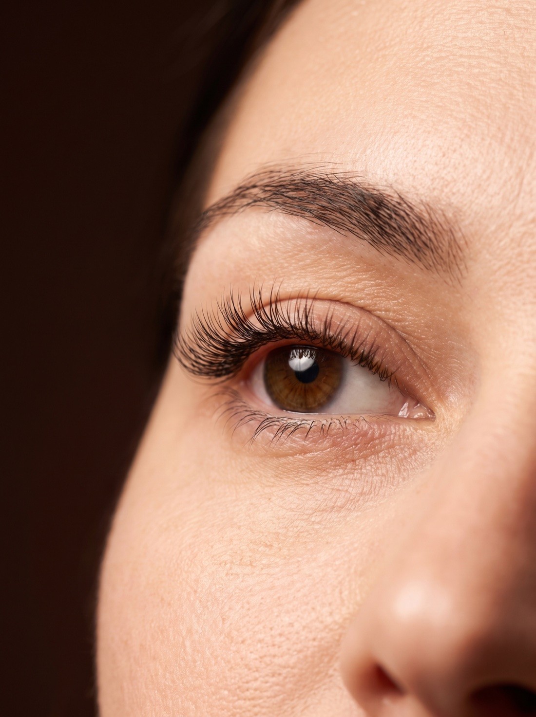 Koren Lash lift on a pretty white and wealthy woman