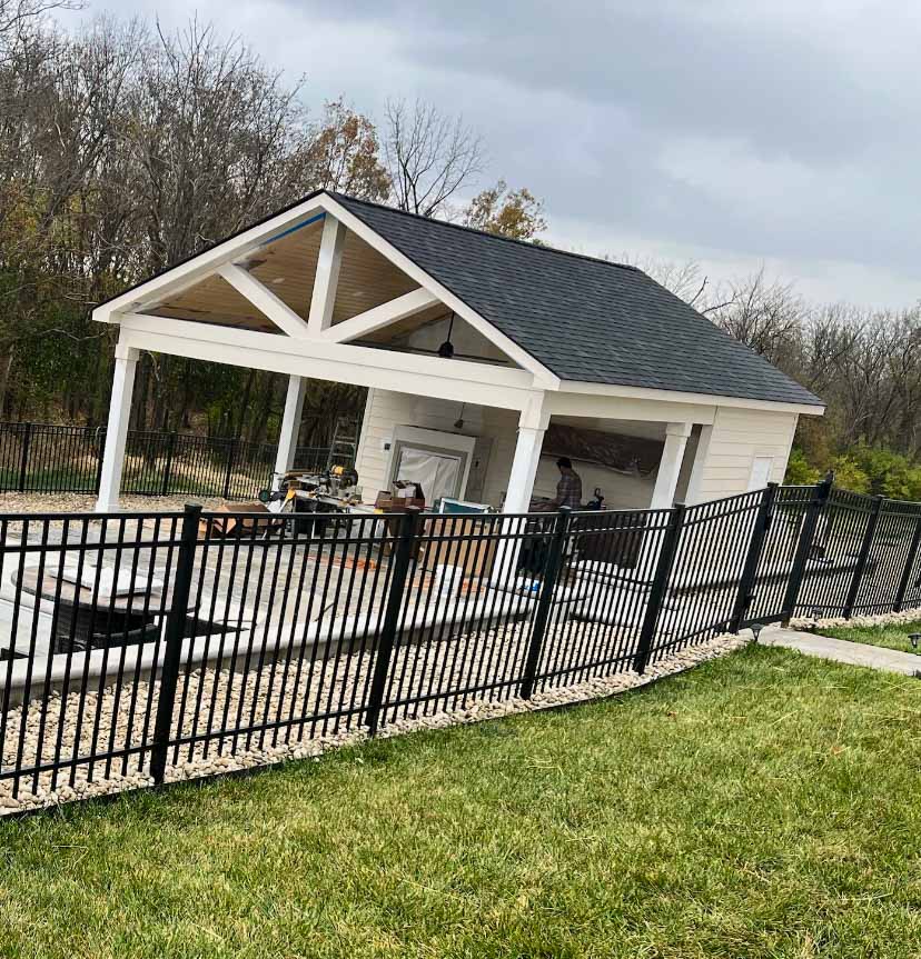 Custom outdoor kitchen and lounge area in Lexington KY