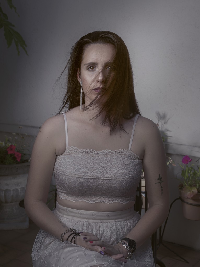 Rituel photographique — portrait artistique — confiance en soi — estime de soi — image de soi — fragment photographique — relique intime Maison Elion — photographe Seine-et-Marne 77 — portrait bespoke sur mesure — timeless photography France — photographie de rituel en France — portrait de luxe — image rare et significative