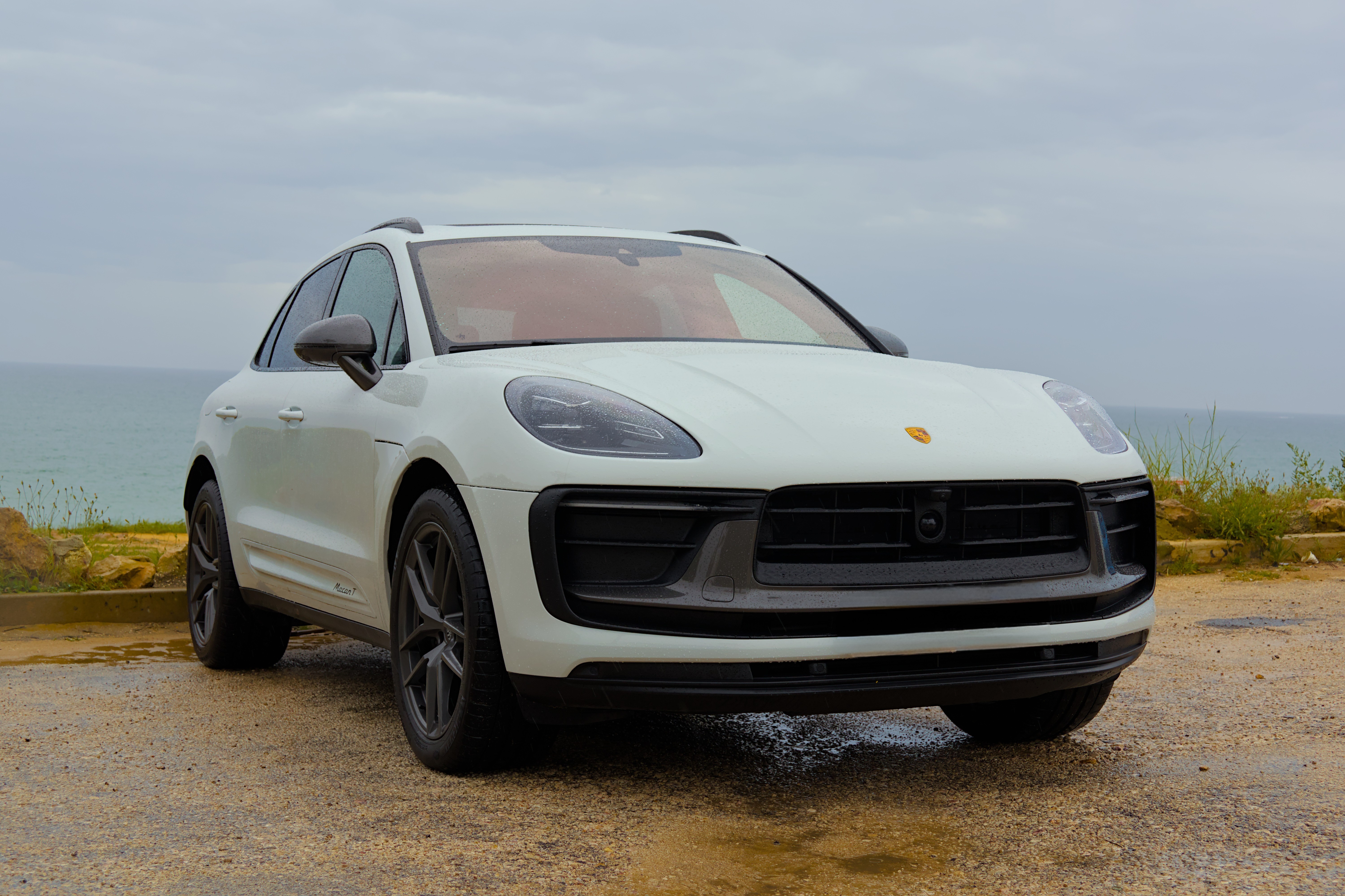 REV Porsche Macan T