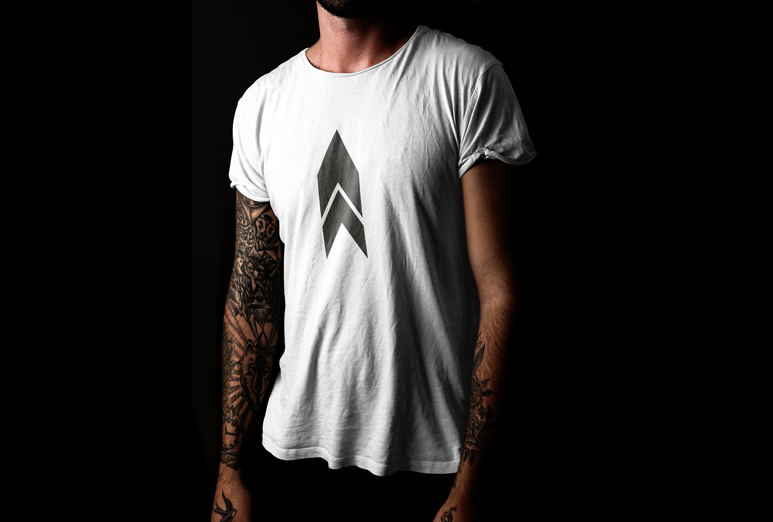 T-Shirt Beispiel für die Anwendung des neuen Corporate Designs von Kästle Ski.