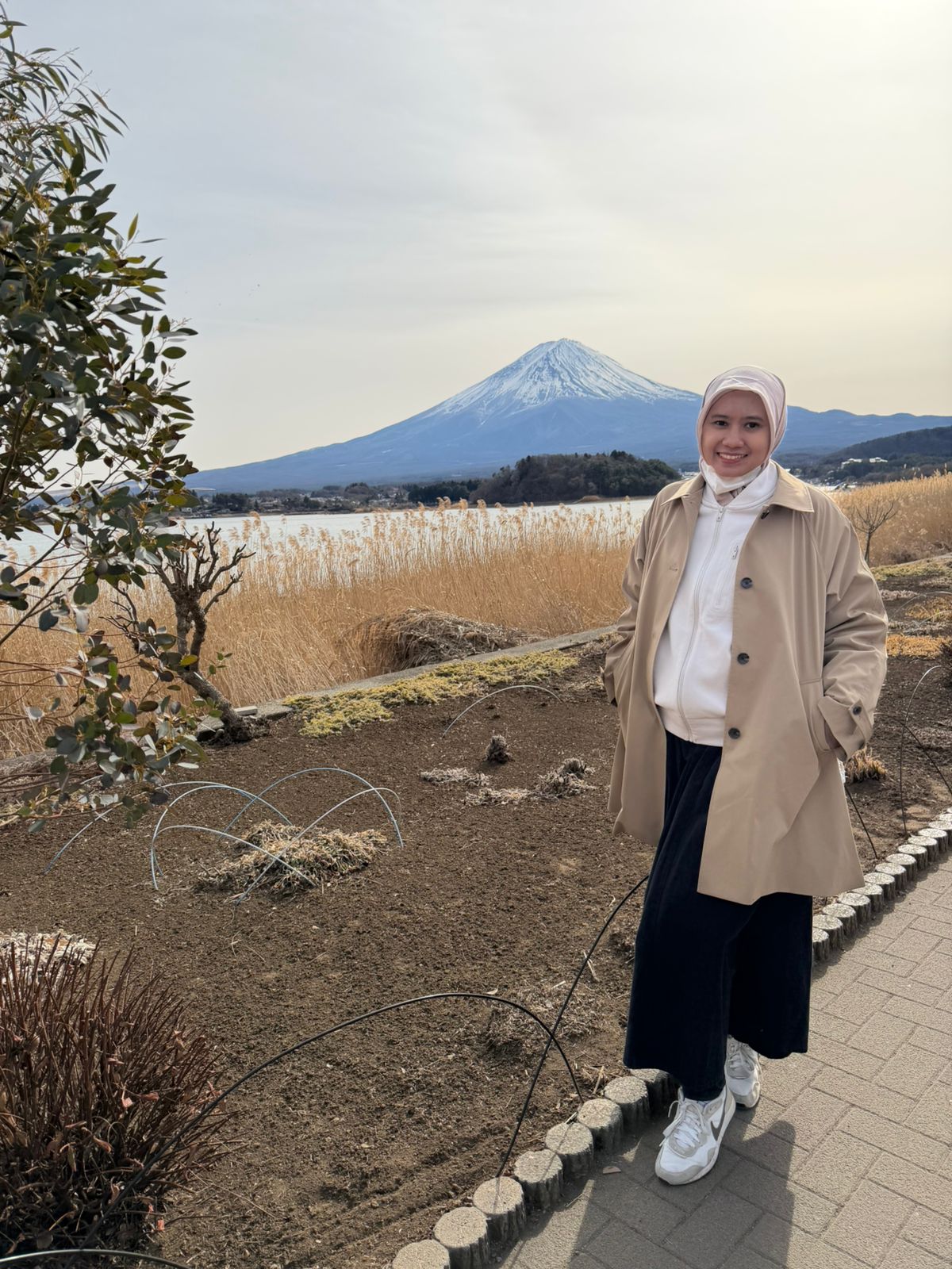 Woman profile picture