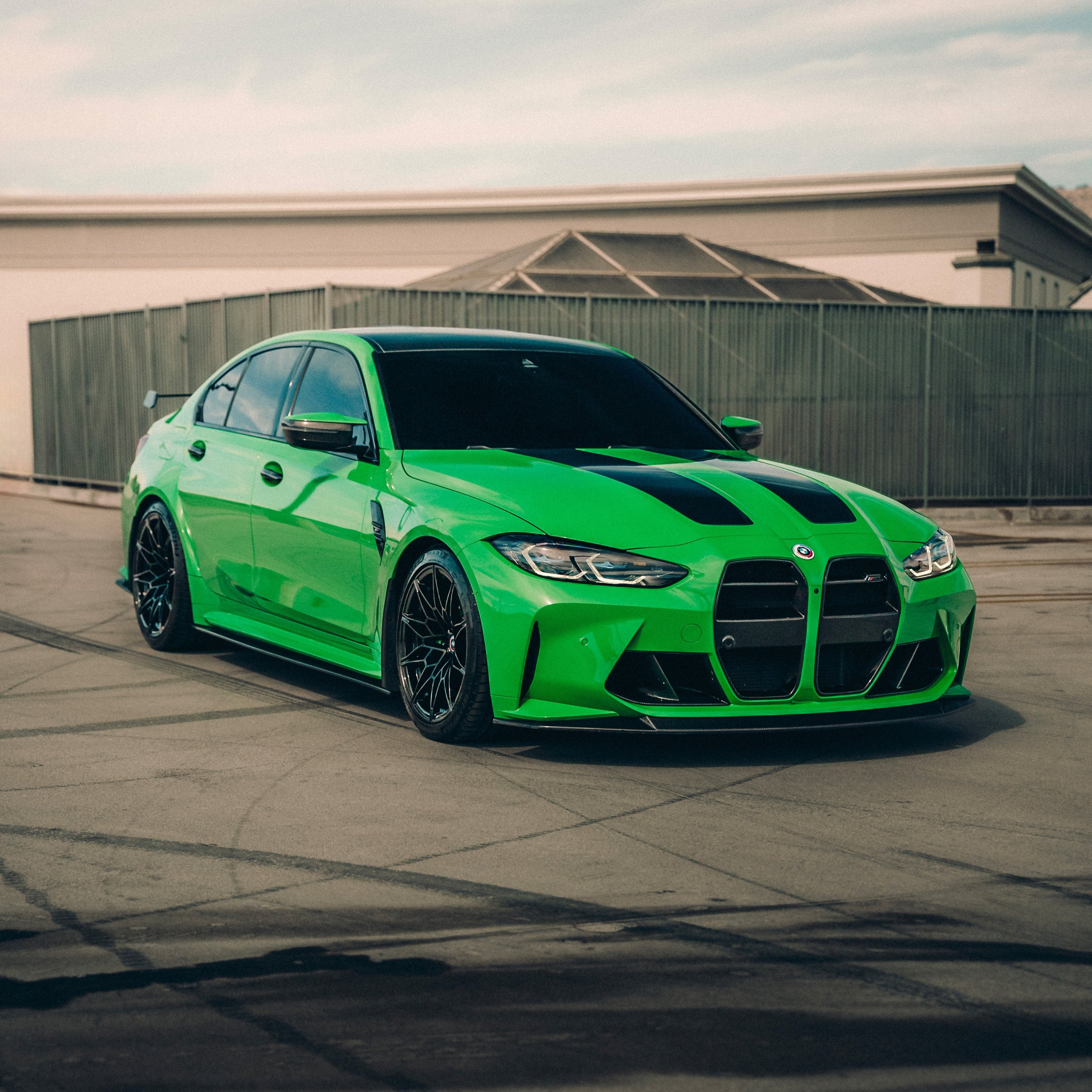 INOZETEK | SuperGloss Film – SG7001 SIGNAL GREEN