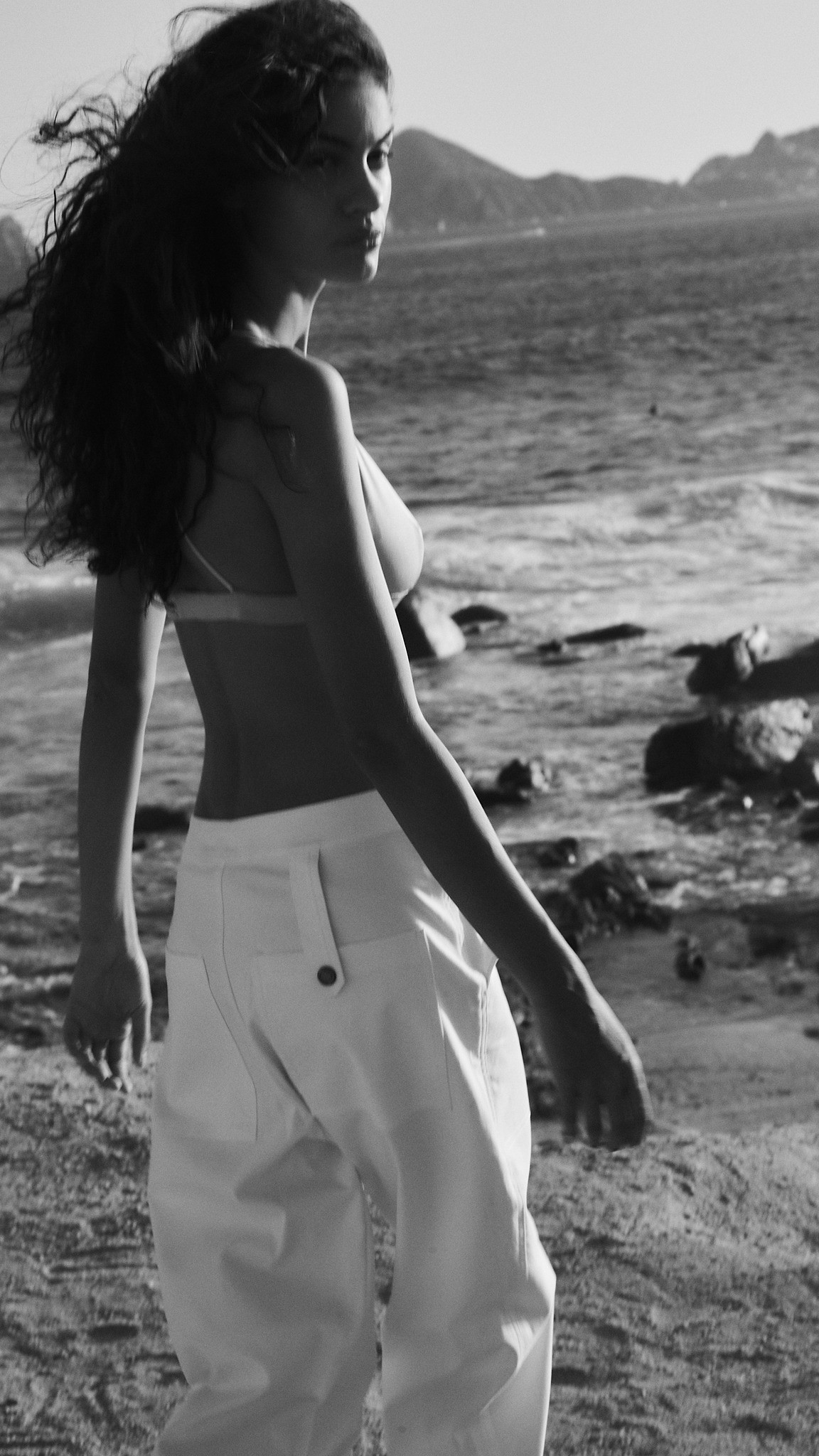 Layla | HOLY MGMT model