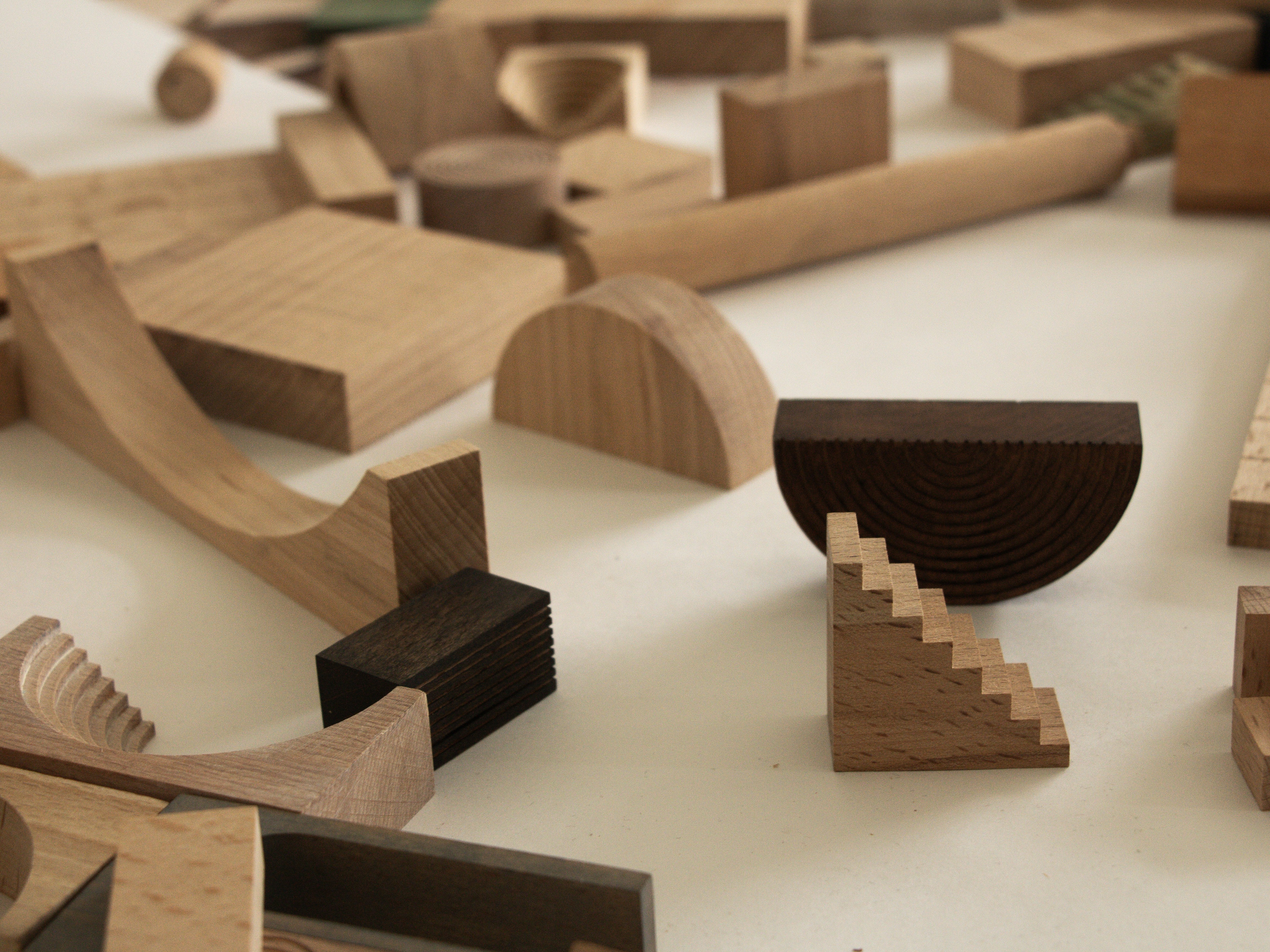 OAKTALE / VISUAL SYSTEM