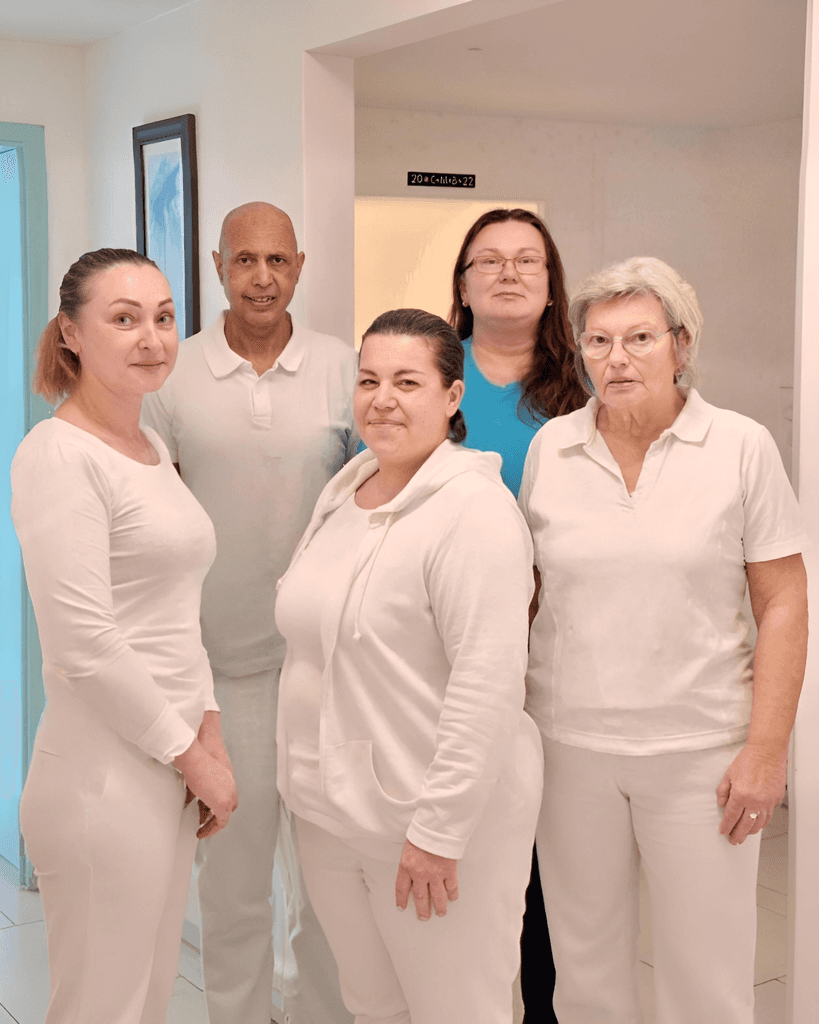 Zahnarzt Sircar Praxis Team