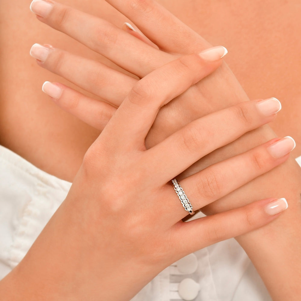 0.20 Karat G SI2 Pırlanta Yarım Tur 14 Ayar Beyaz Altın Yüzük