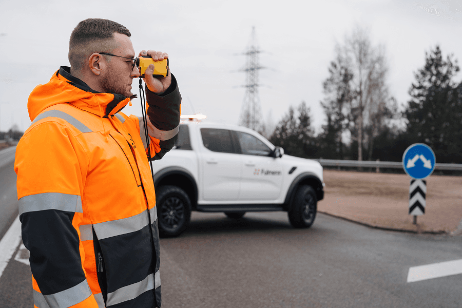 Road infrastructure measurements conducted using specialized equipment