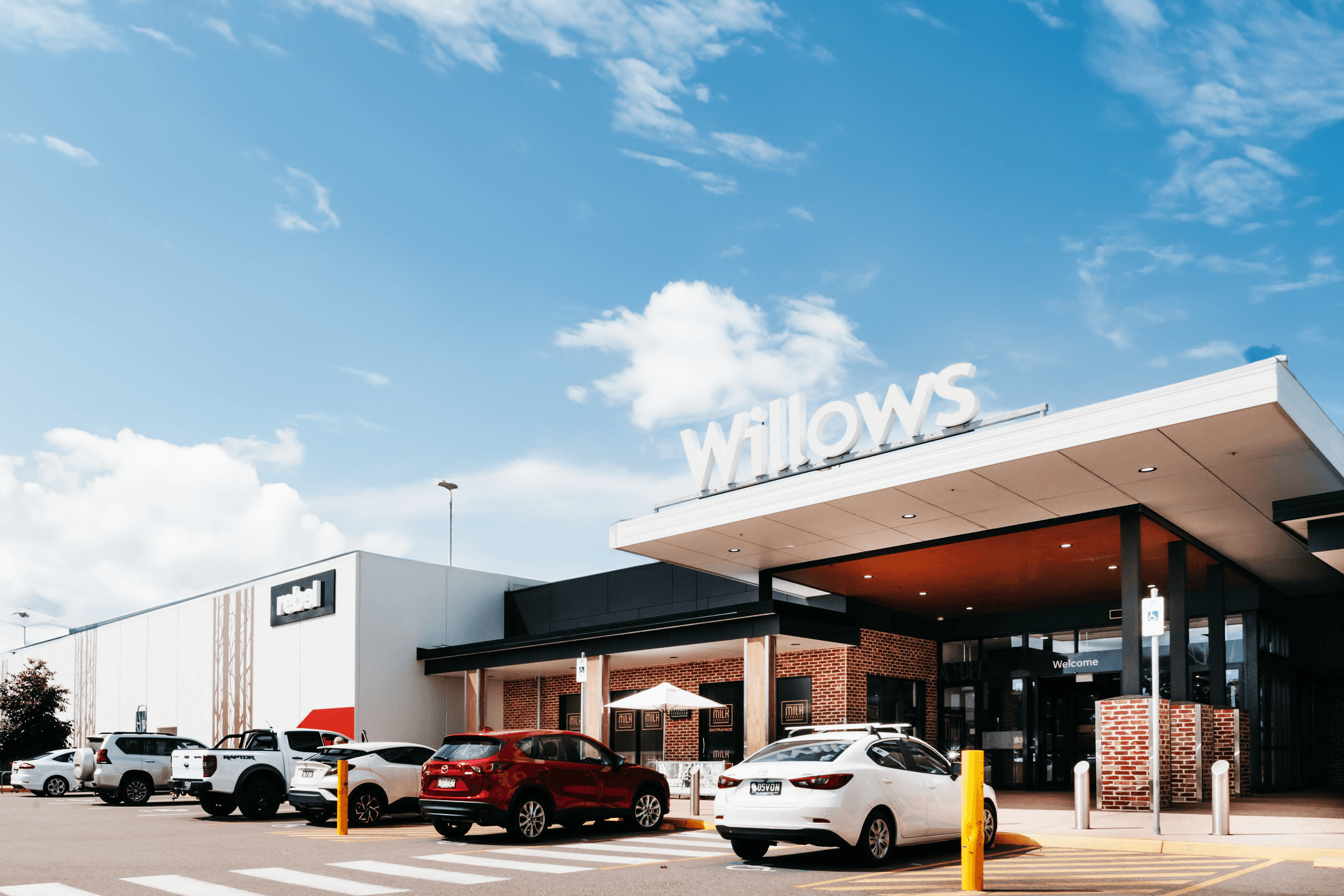 Willows Shopping Centre