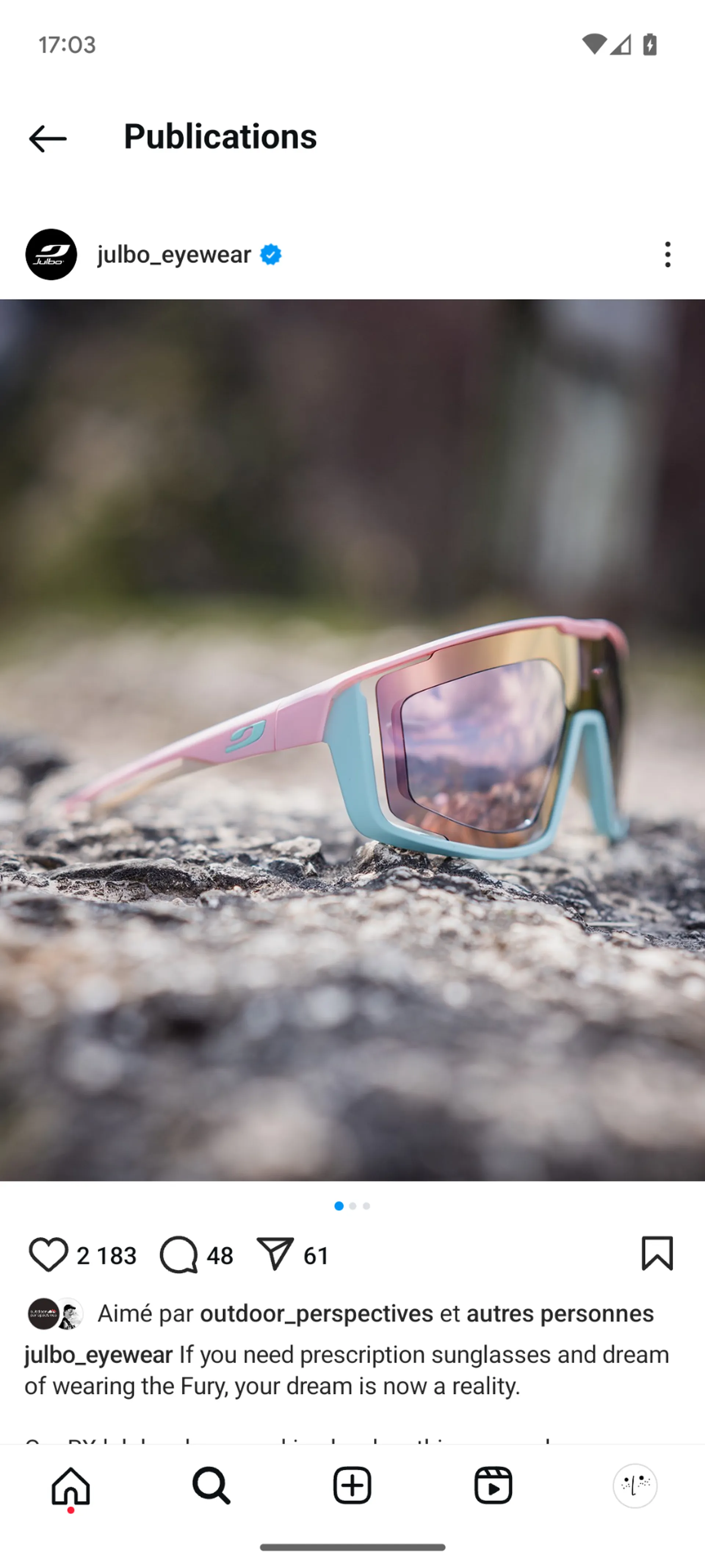 Post Instagram lunettes Julbo posées sur le sol, verre irisé capturé en lumière naturelle — Outdoor Perspectives.