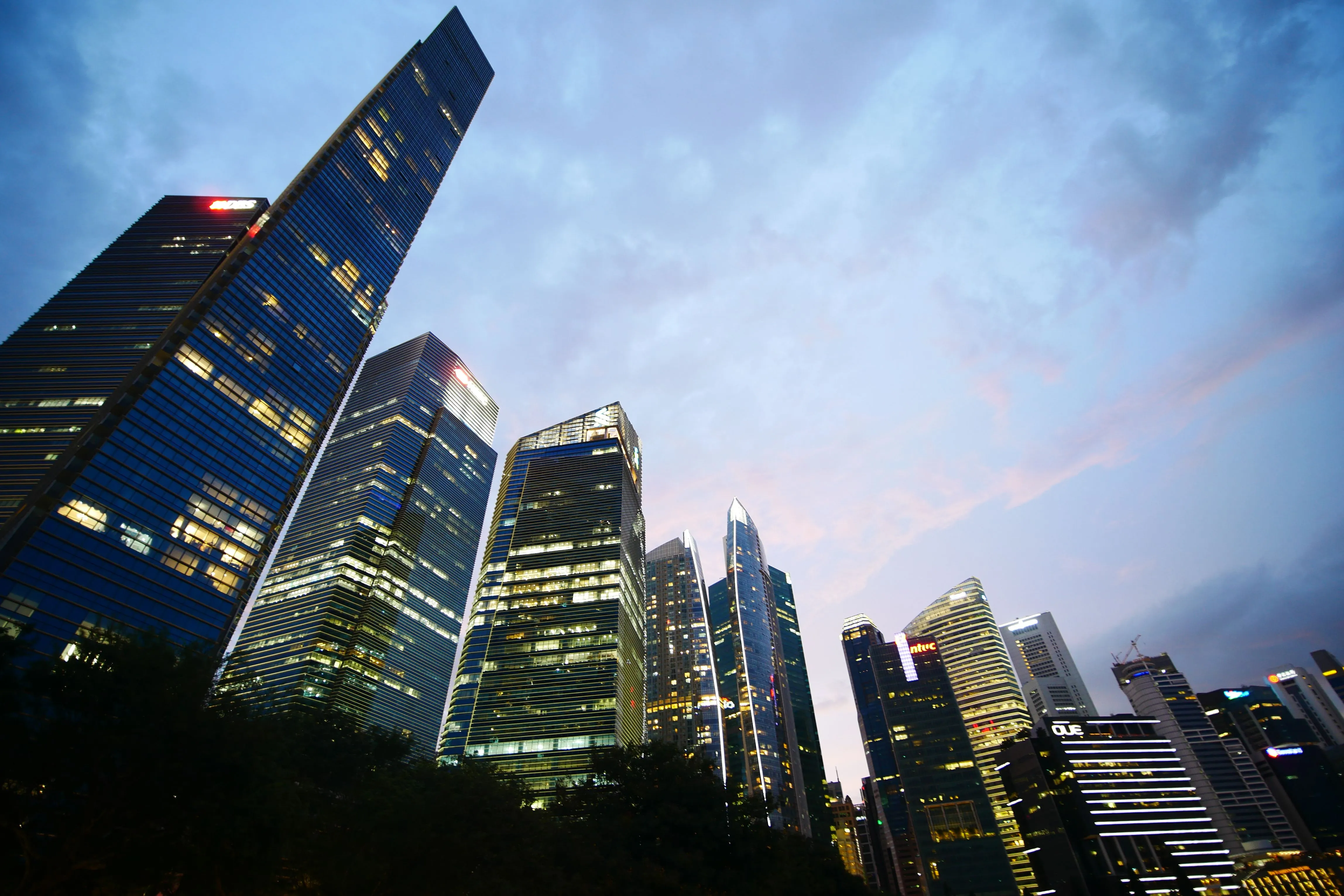 pusat finansial indonesia hastaprada