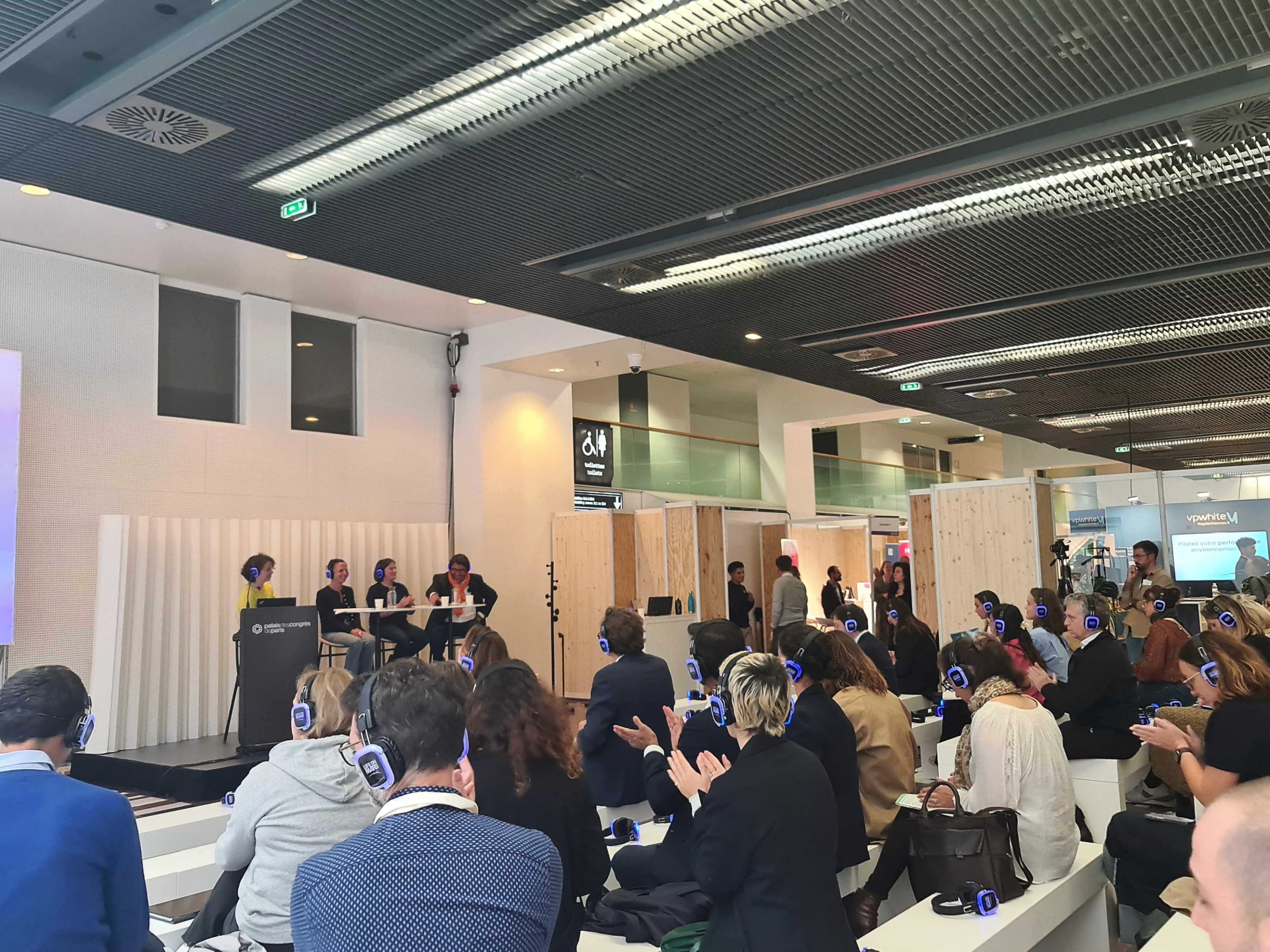 Table ronde HELPLINE & Aguaro au salon Produrable