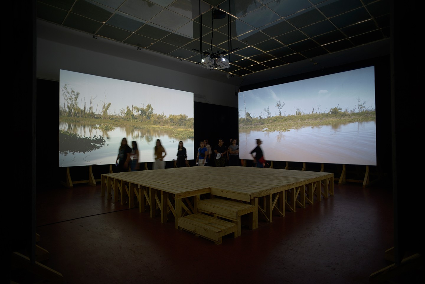 Diego Obligado Galería de Arte - Diego Vergara. Dibujos. Lo numinoso, Examen de conciencia y Los próximos. Pertenecientes al tríptico Estado de situación Grafito sobre papel - 70 x 50 cm. CU - 2024