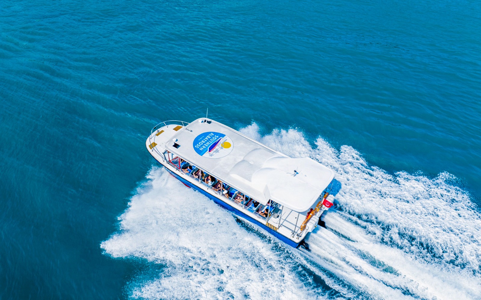 Balade en hors-bord sur les eaux de Singapour