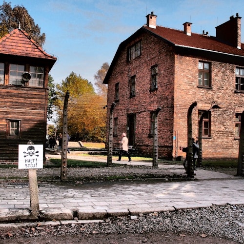 Kasarmit ja Vartiotorni