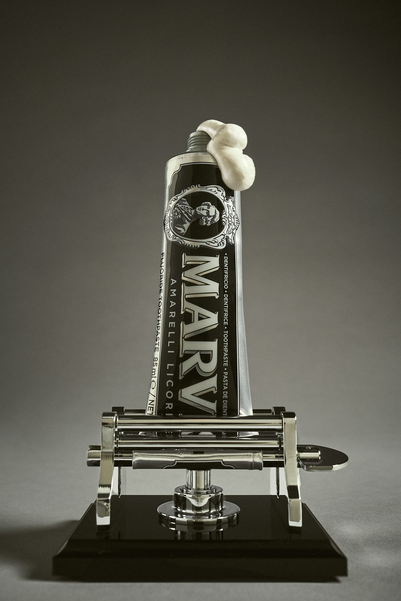 Toothpaste tube squeezer by Lorenzi Milano featured in an Italian design shopping editorial.