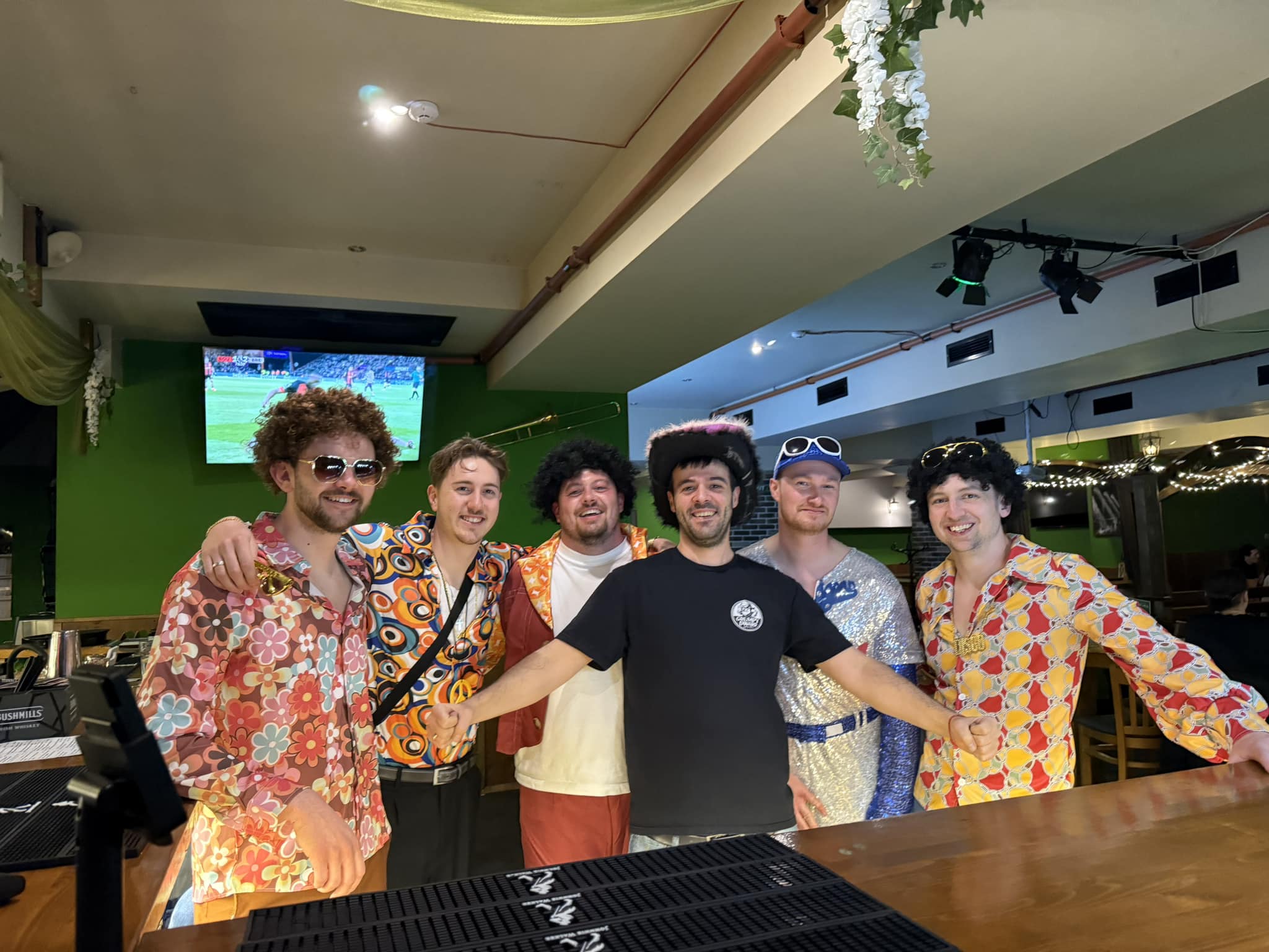  The Grumpy Dwarf 70's night