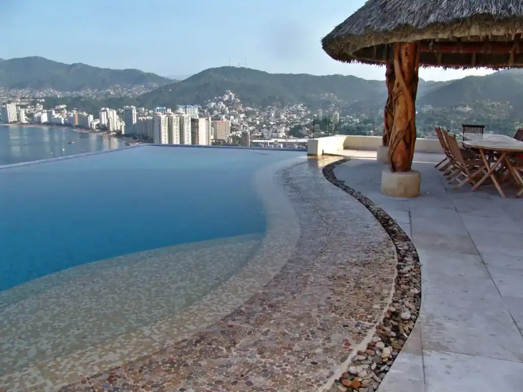 River Rock Mosaic Coping