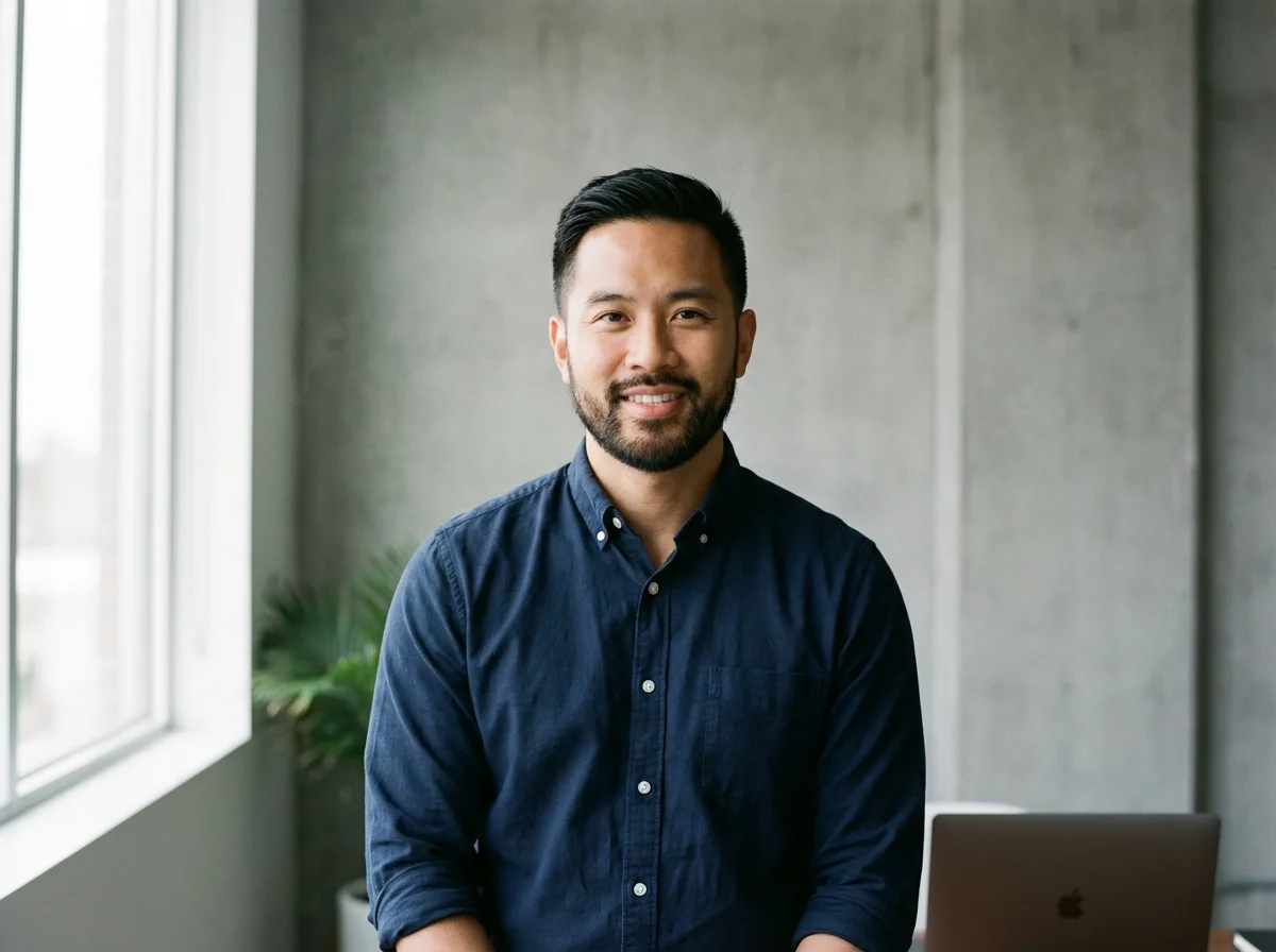 Concetrated triathlete grayscale