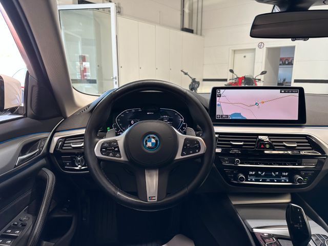BMW 530 2022 WHITE Gebrauchtwagen - Galeriebild 15