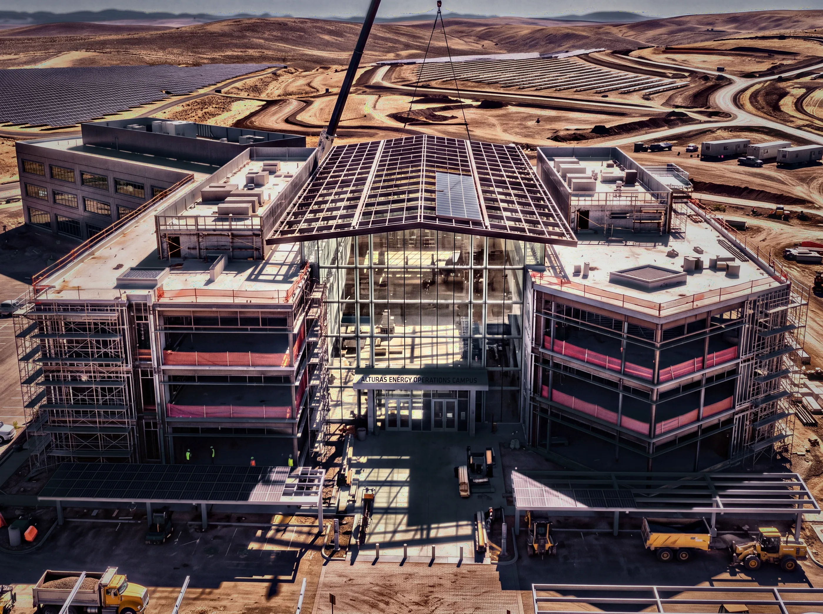 Helios Energy Park, building view of an Atrium project