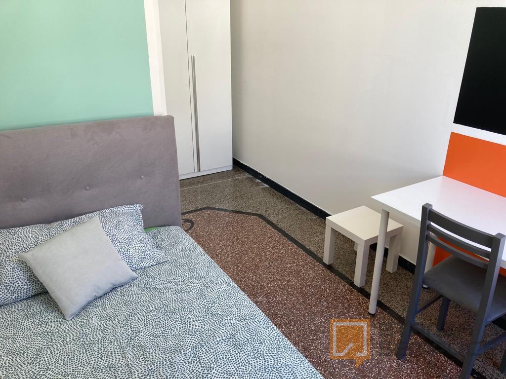 11 sqm room in Via BARRILI, Genova