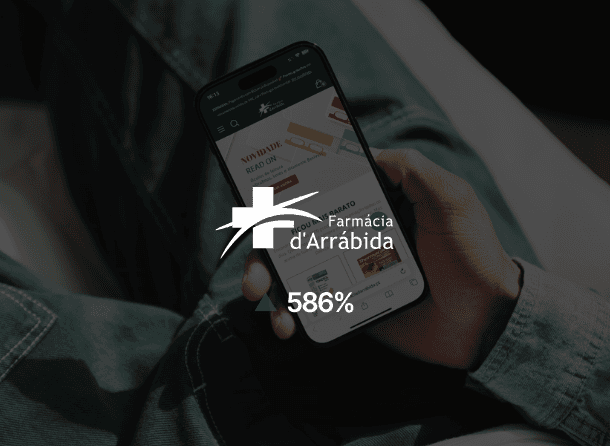 Telemóvel com o site da Farmácia d'Arrábida - case study com crescimento de 586% na rentabilidade do canal digital.