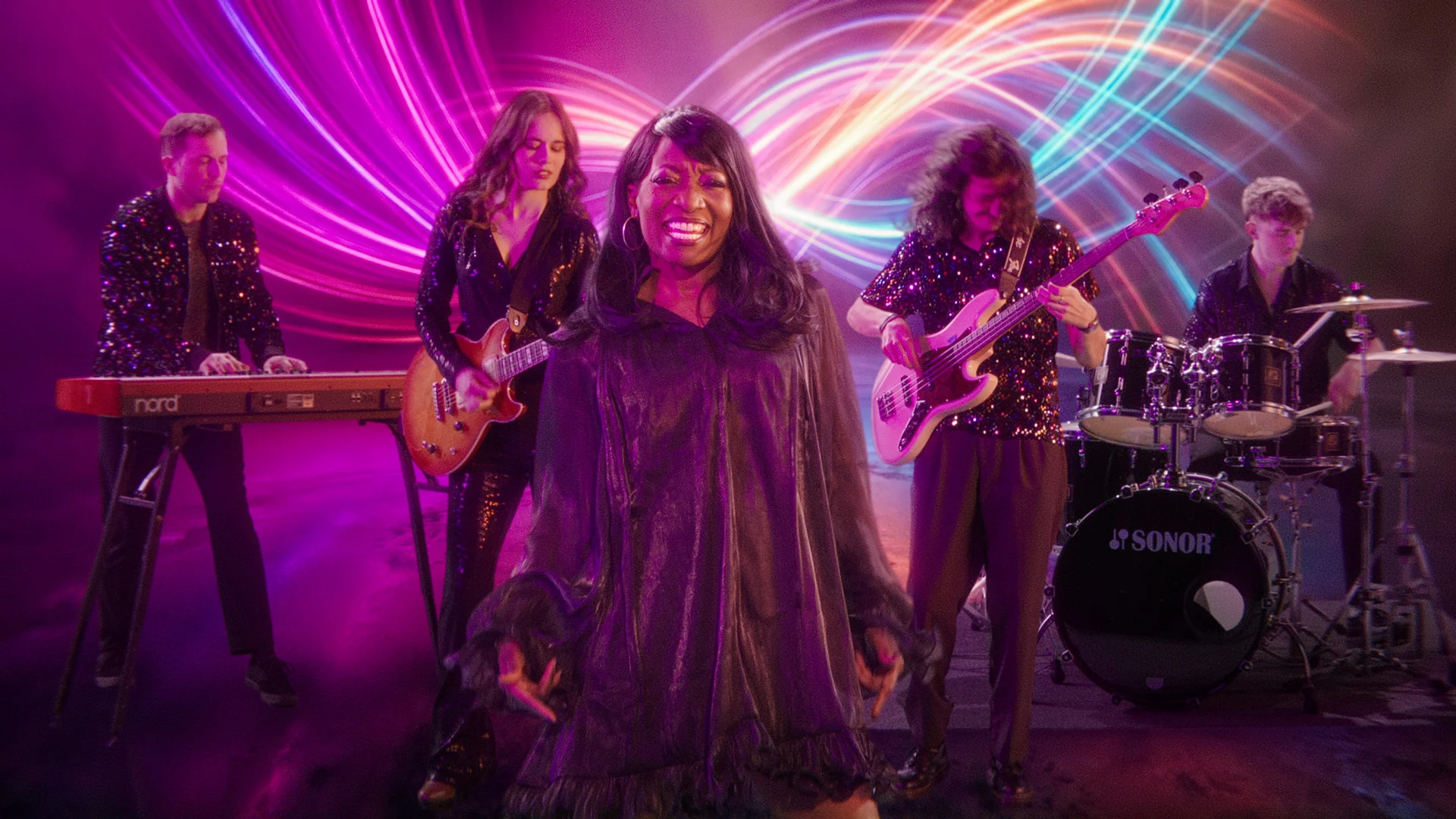 Photo of the band GROOVE