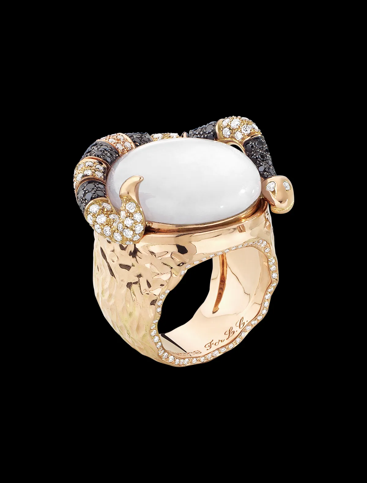Bague serpent Maison Édéenne en or gris, pavé de diamants noirs et jade