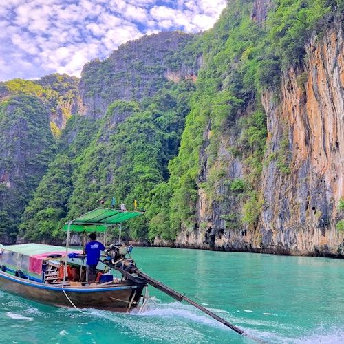 Pileh Lagoon - probably the most beautiful lagoon in the world