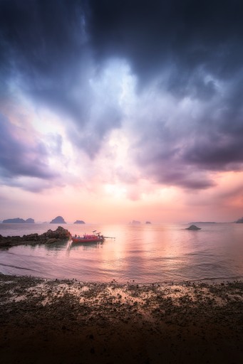The milky way over some mountains
