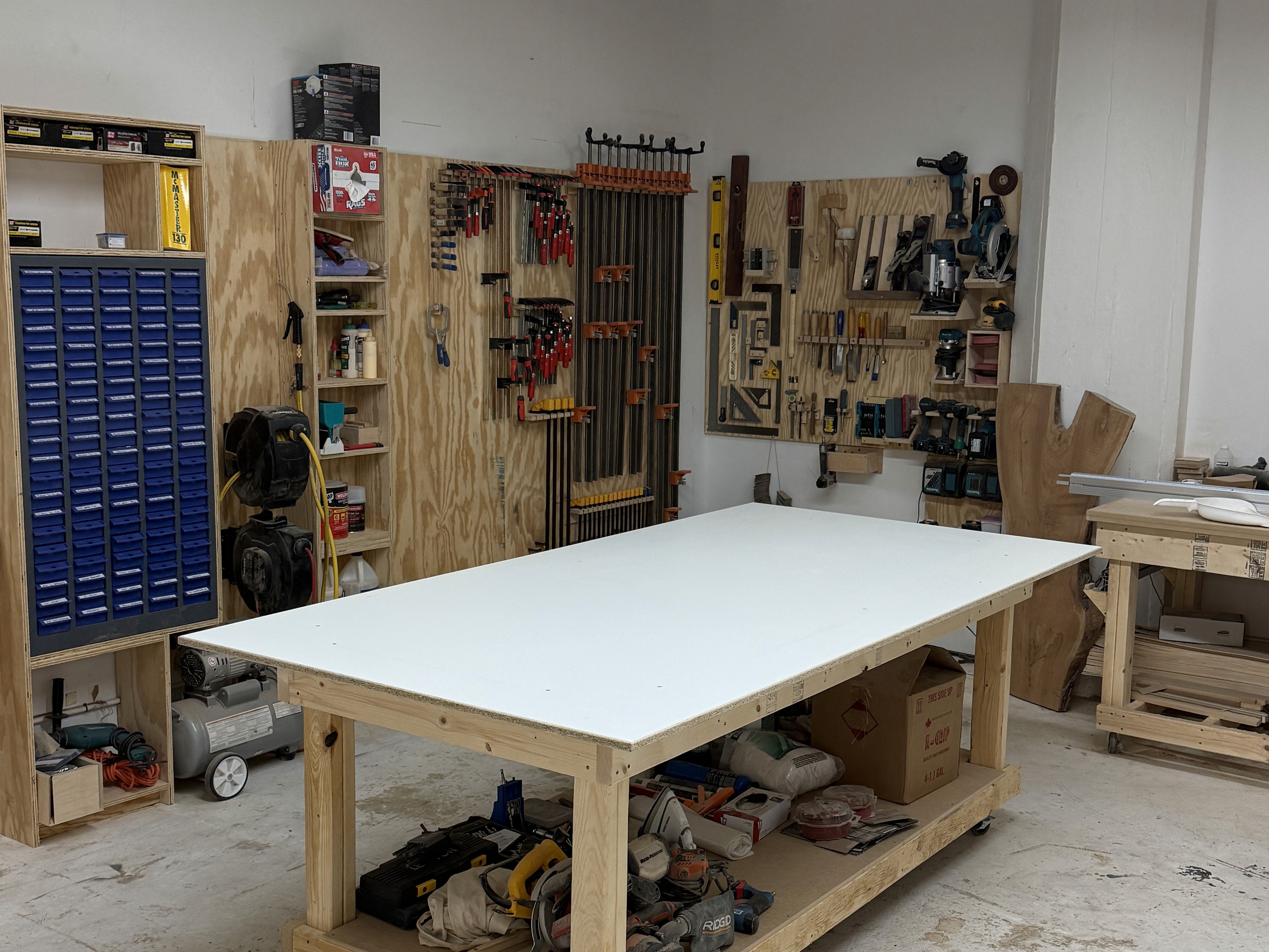 Noam Atelier woodshop