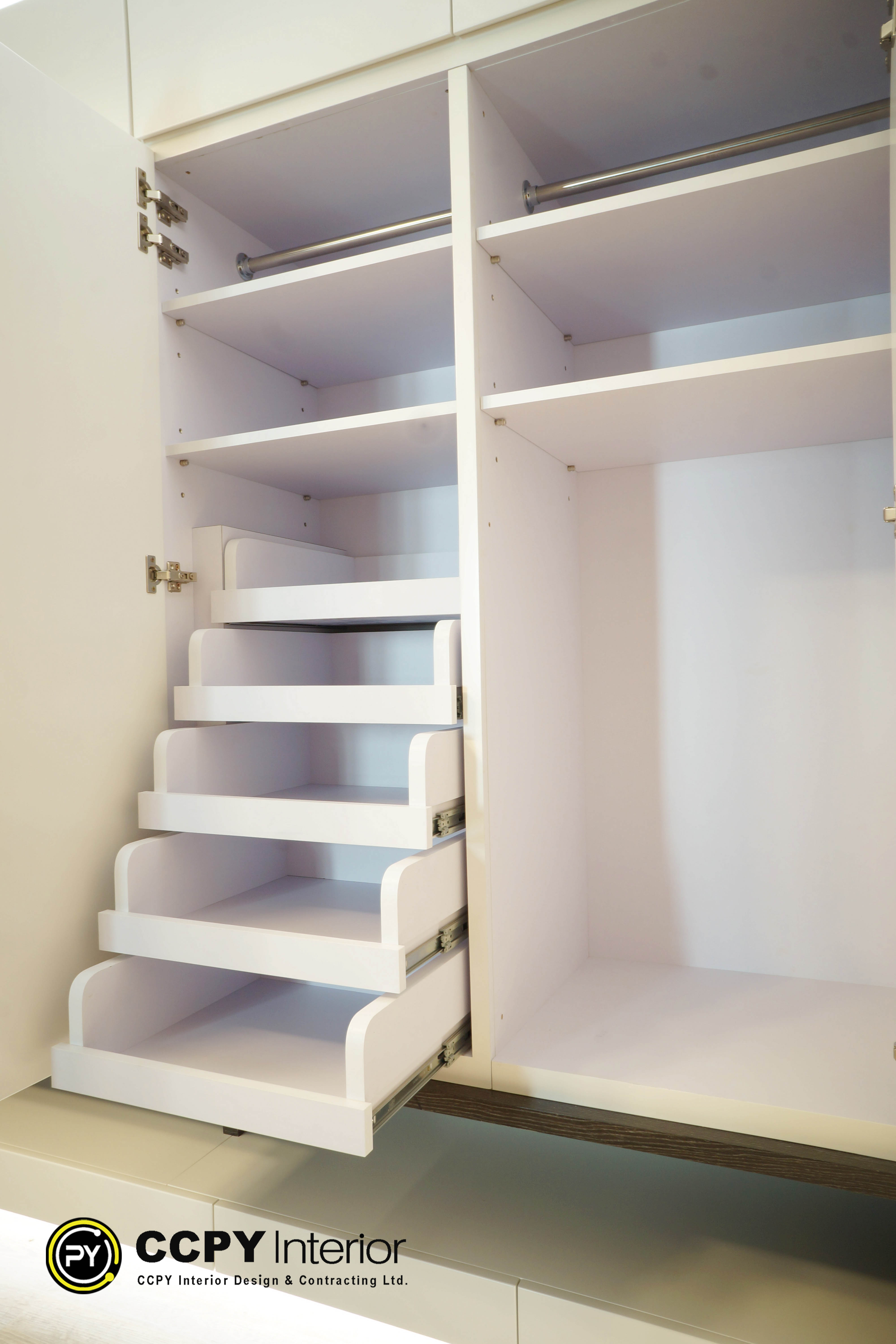 The selected region shows a customized pull-out storage drawer system integrated into a residential interior project.