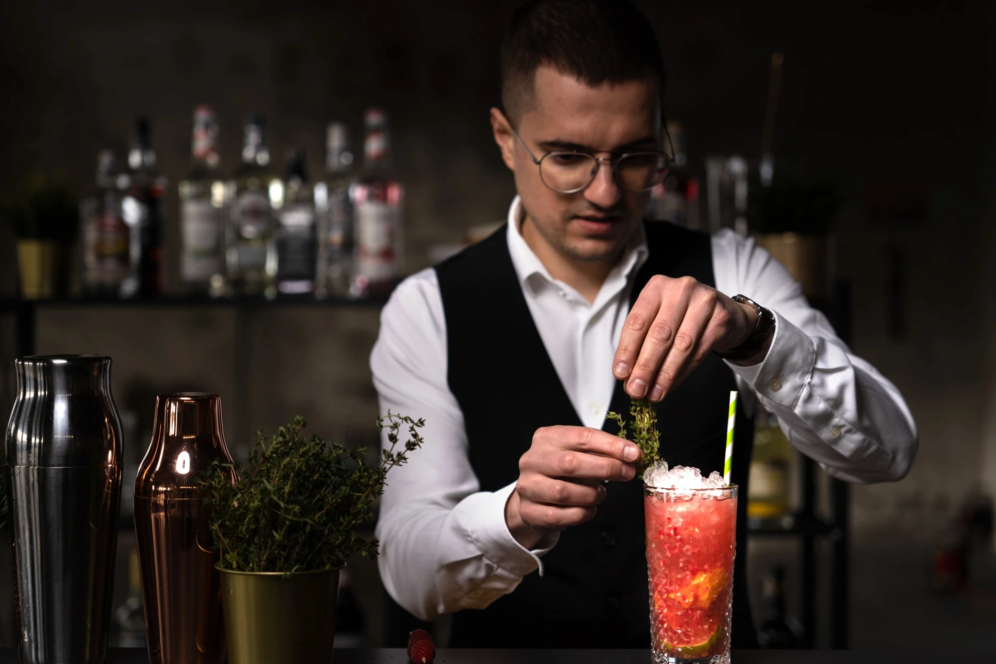 goście mobilnego baru na wesele zachwyceni obsługą barmańską