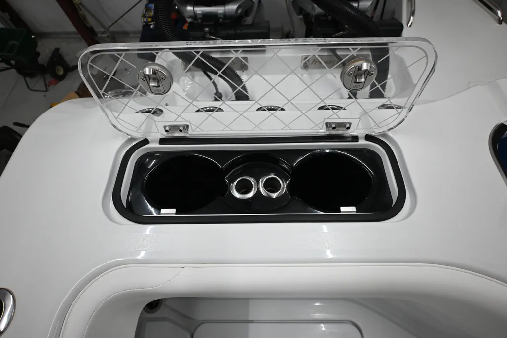 Boat thumbnail 16