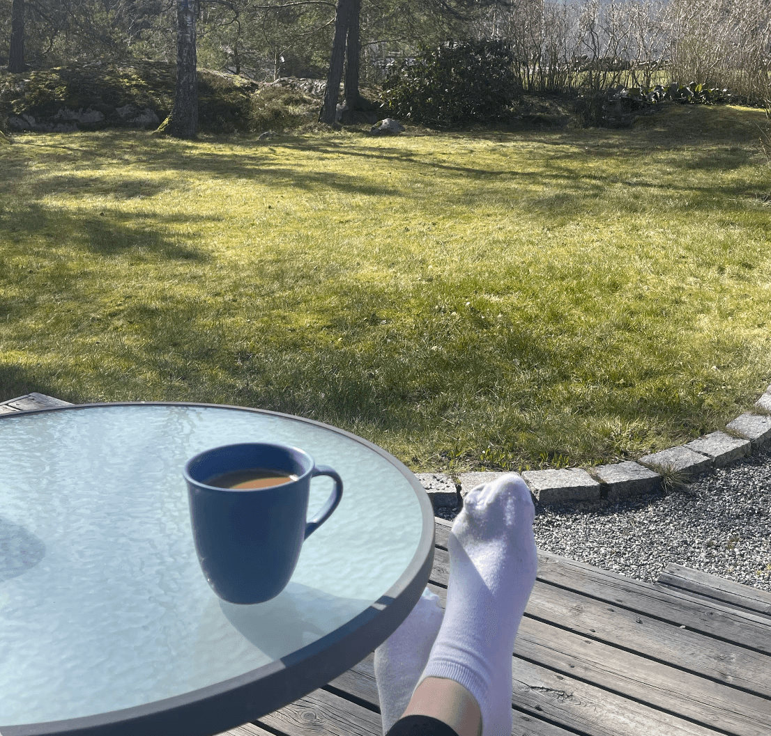 people in a large building with Tate Modern in the background