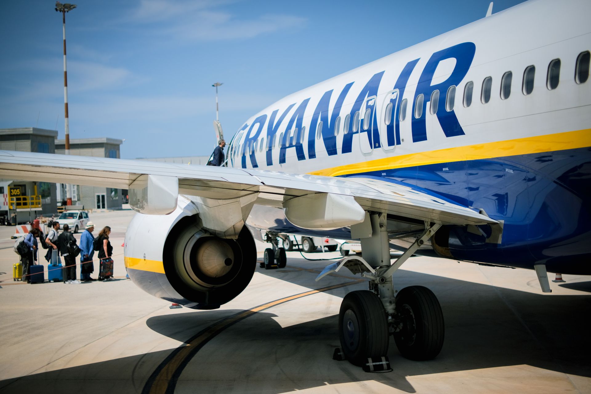 plane boarding