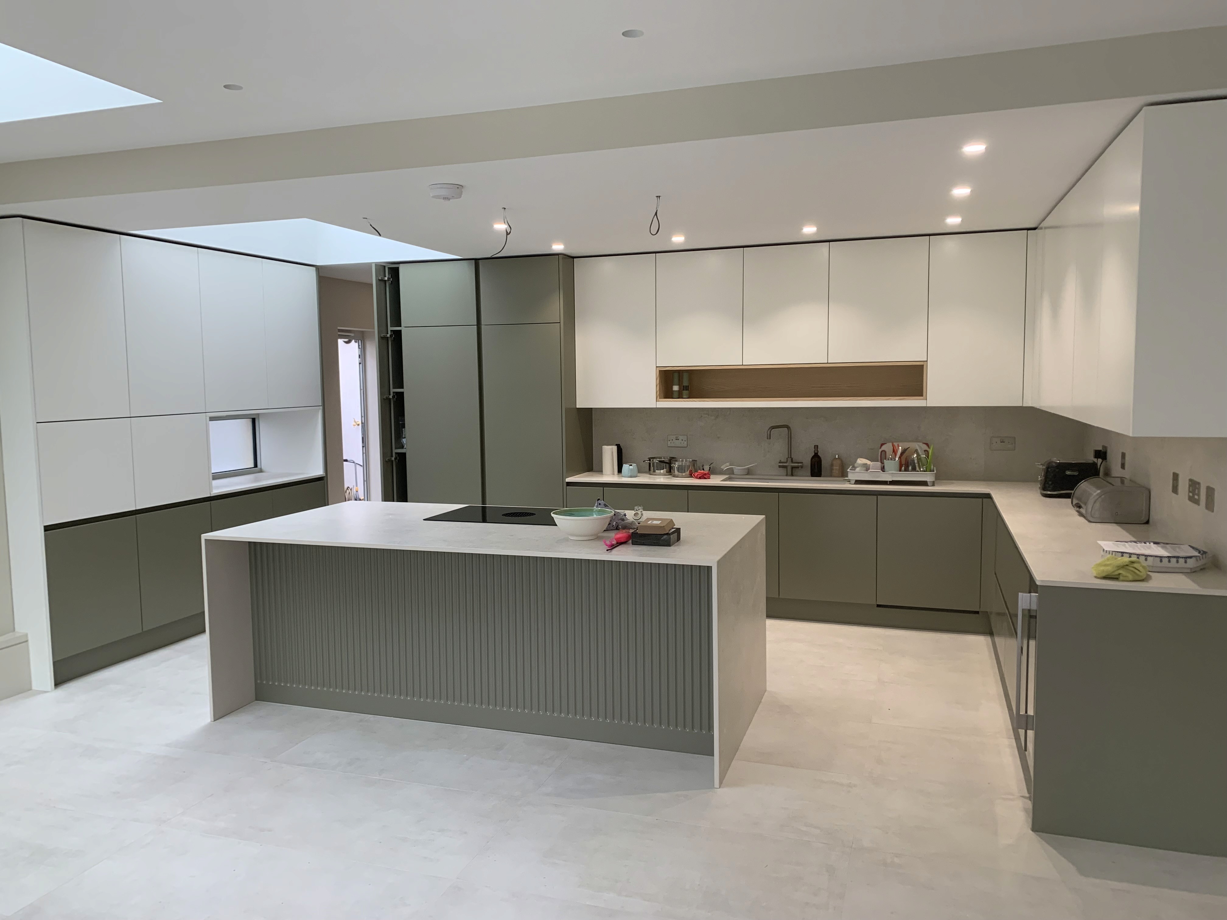 A kitchen sprayed in Essex 