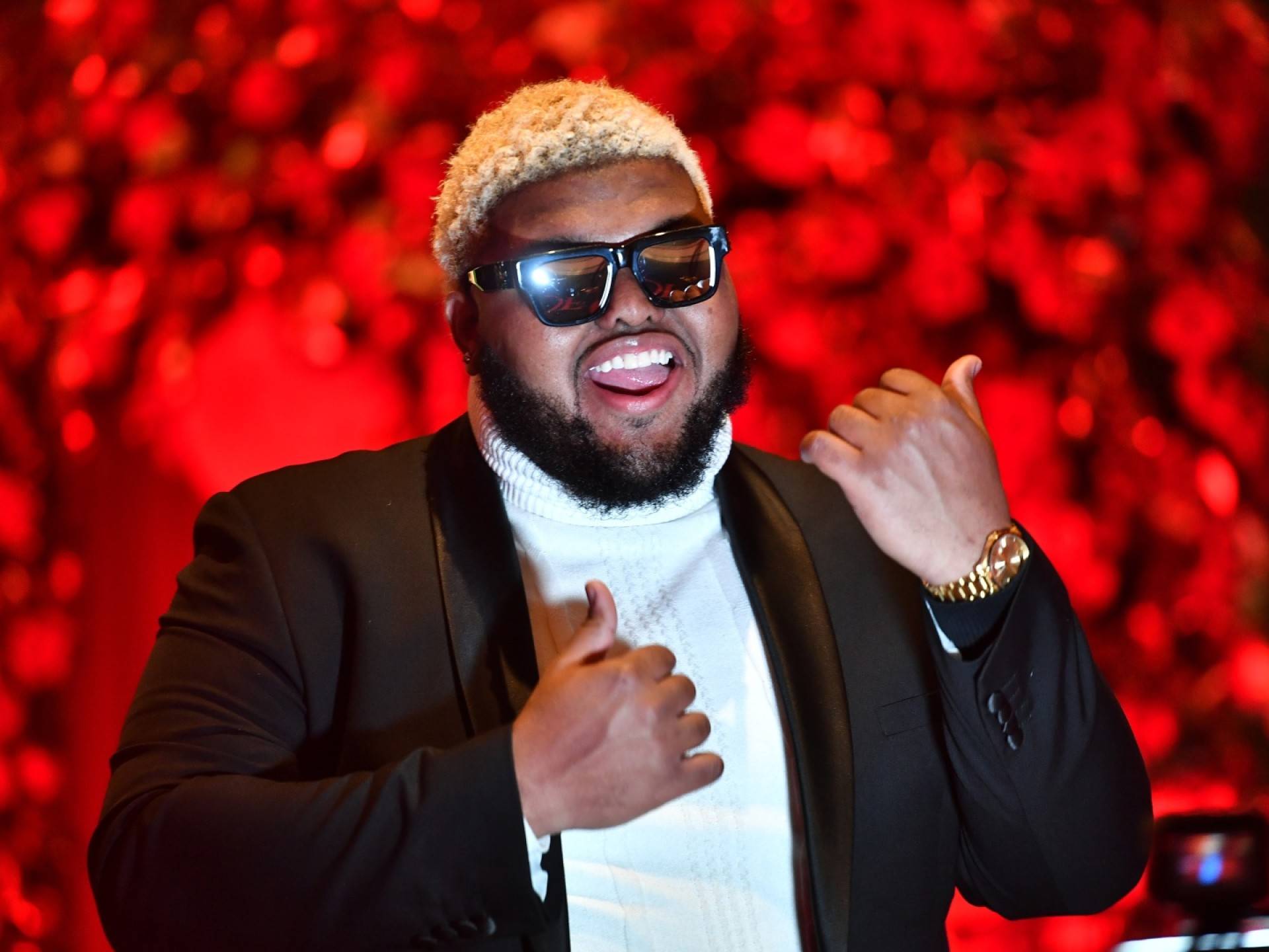 LensRef Hero section