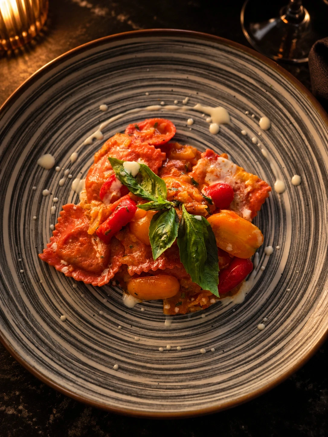 Ravioli with tomato sauce and basil – Nonna Noemi