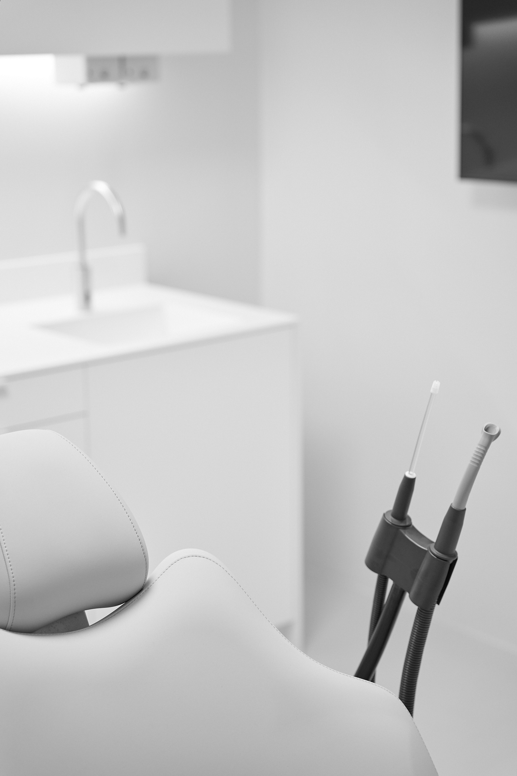 Woman aesthic photo with sunshine