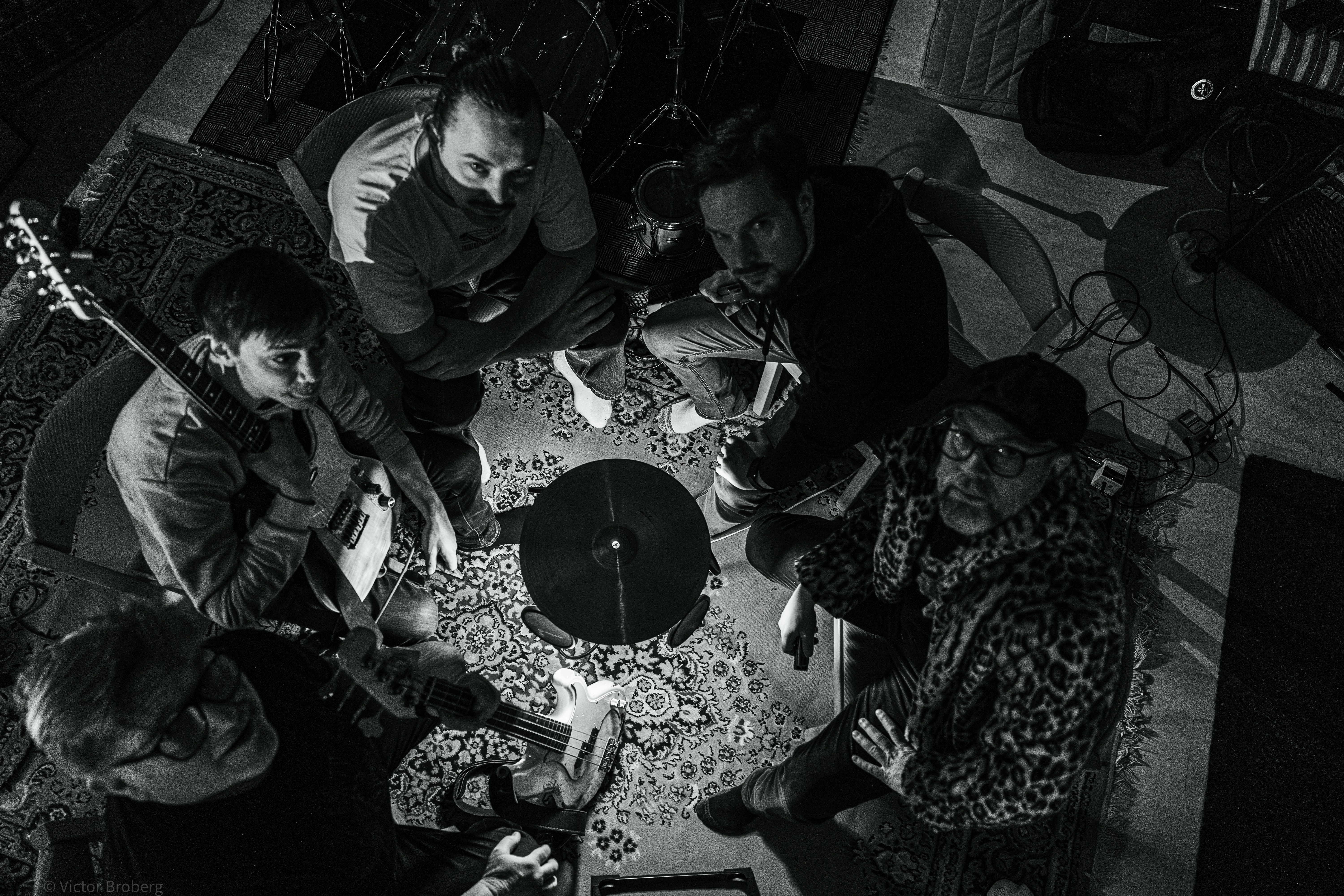 musicians campfire