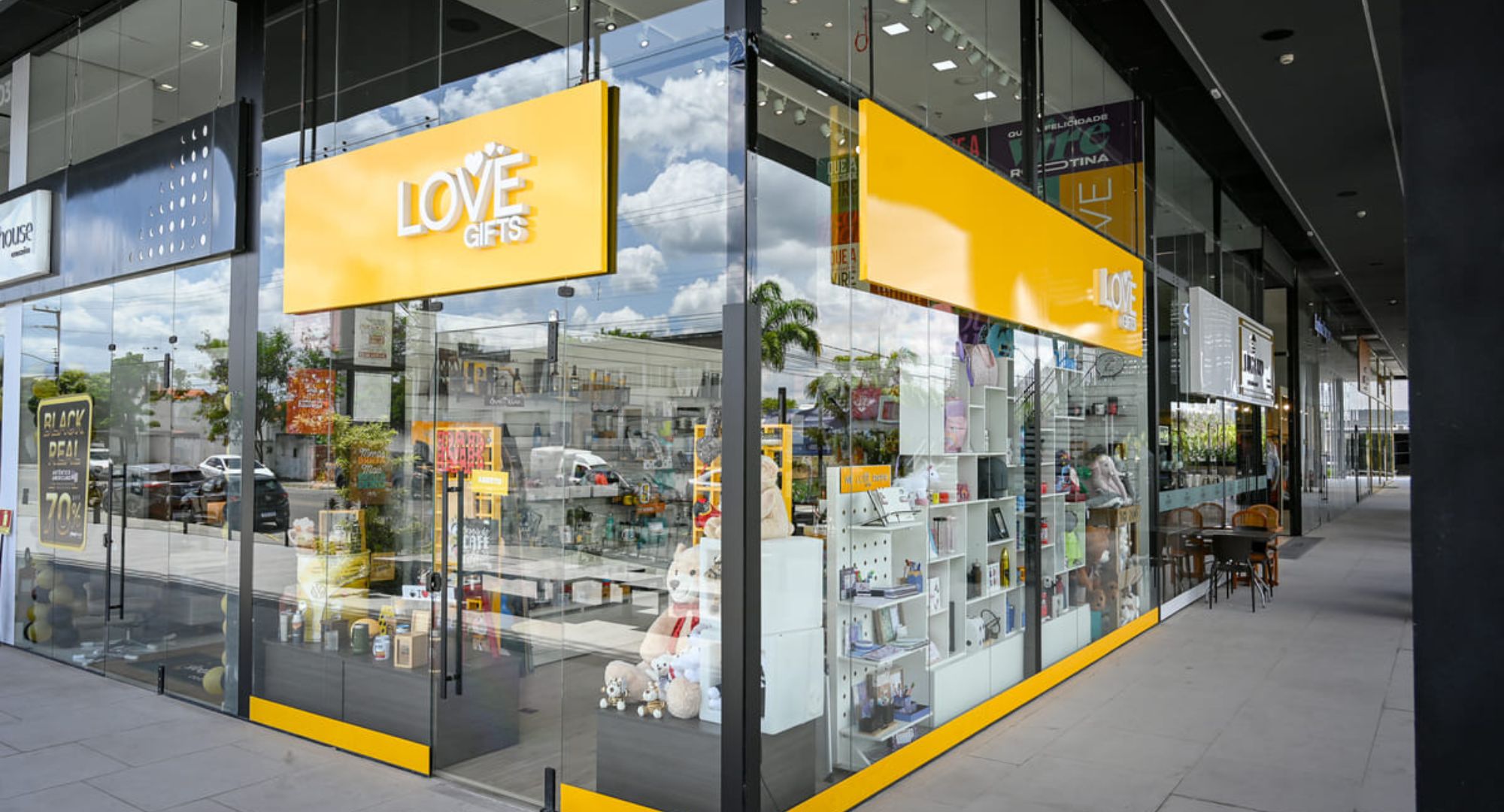 fachada da Love Gifts