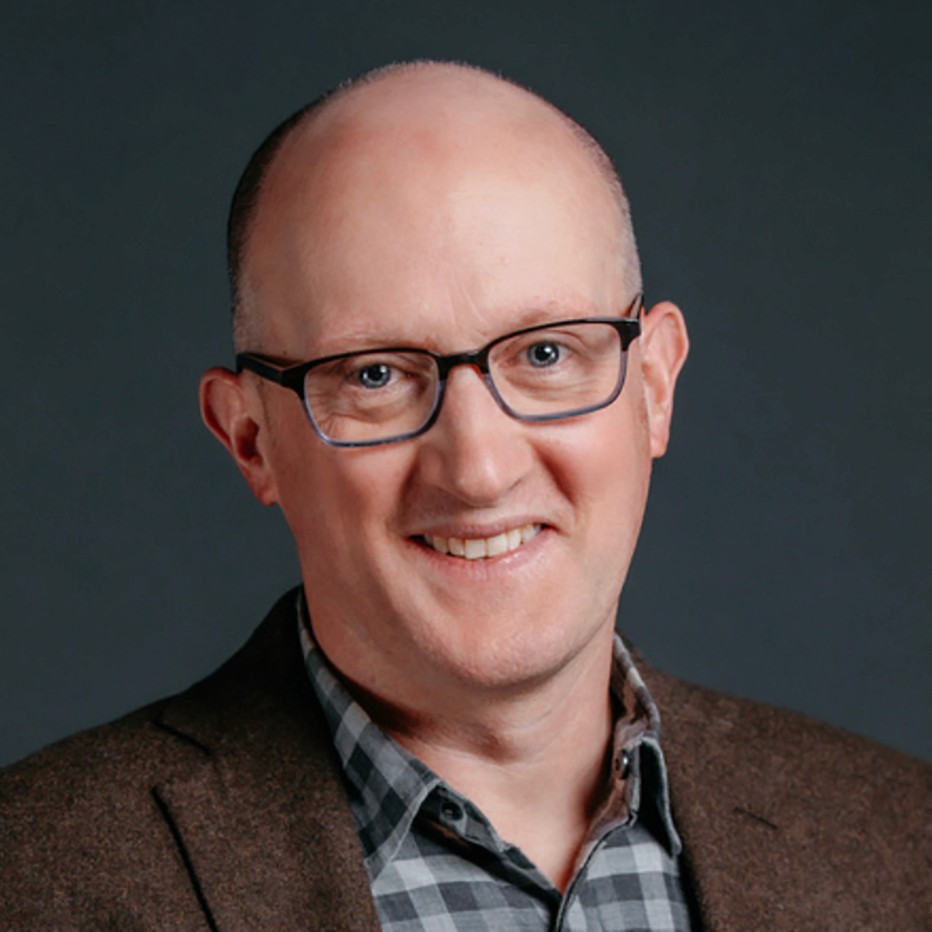 Headshot of Rachel Gansner.