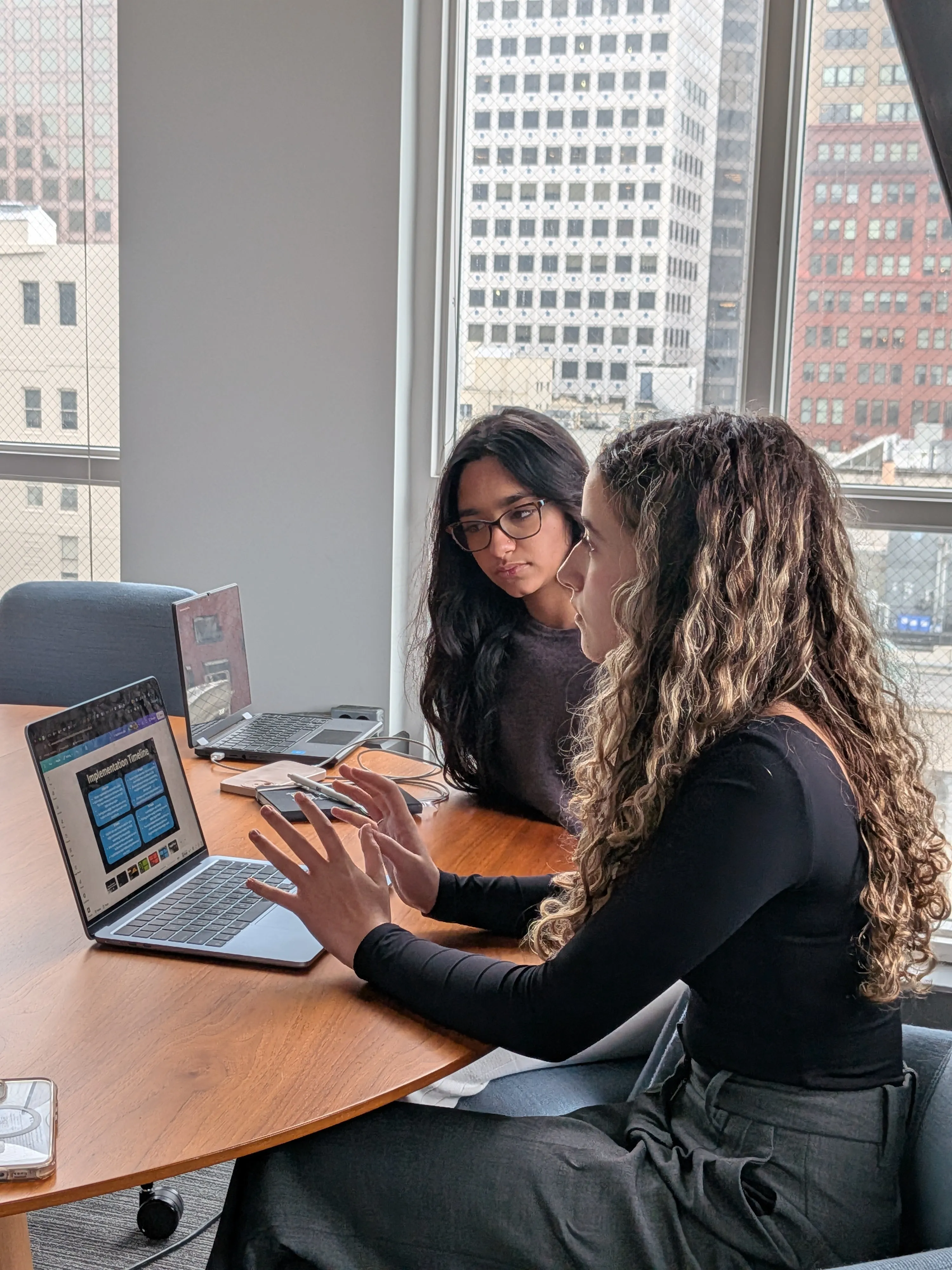 Life at TKS — students and mentors during the program (photo 9)