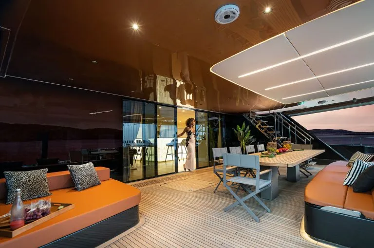 Interior of the 100 Sunreef Power