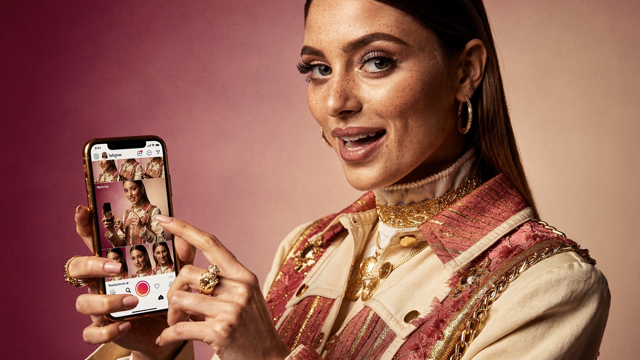 Fashion creator mid-swipe on a phone showing a matching-ratio Instagram carousel