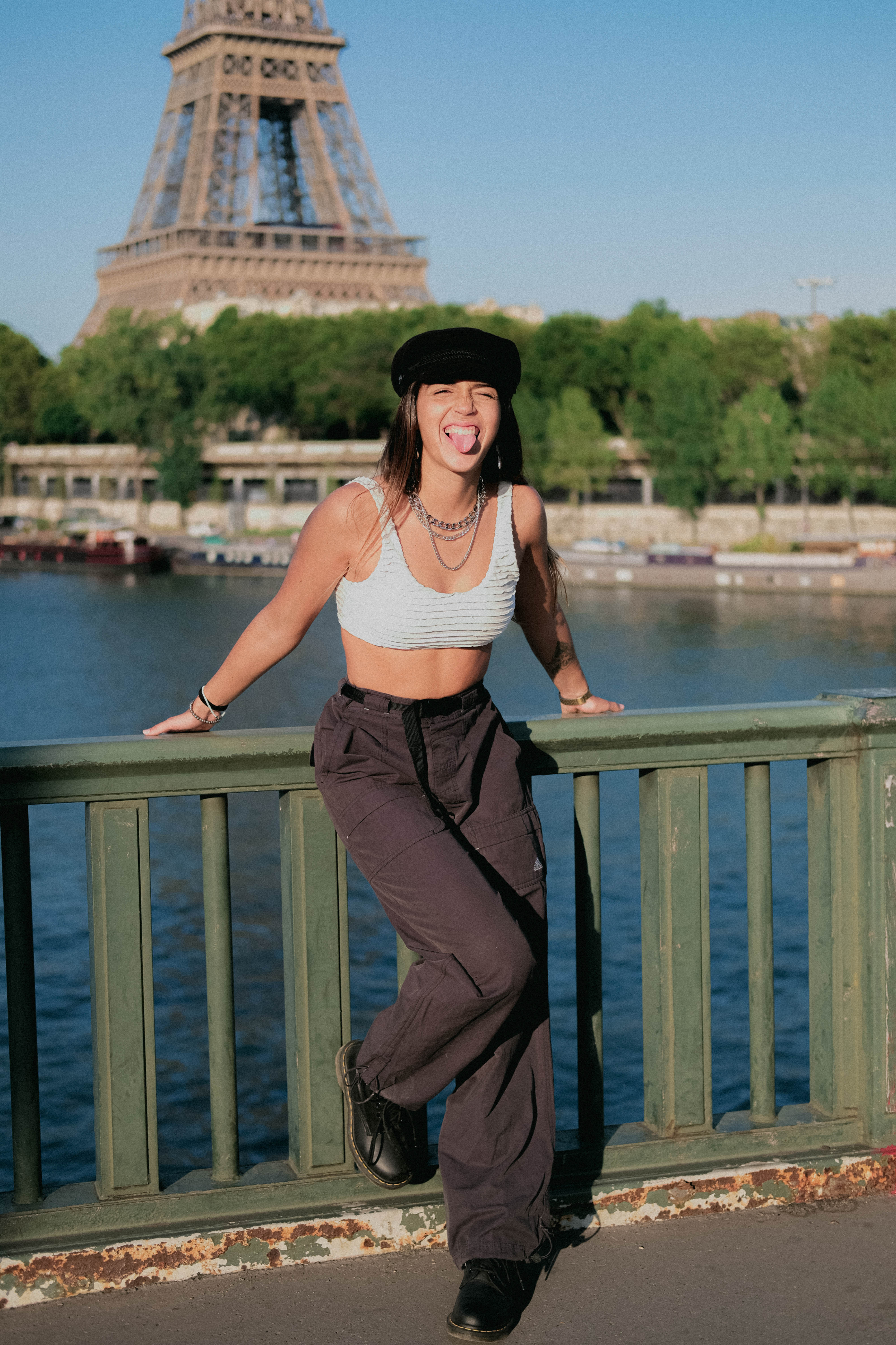 Paris Photographer - LeParisPro. Weddings, engagements, proposals, lifestyle and fashion photoshoots.